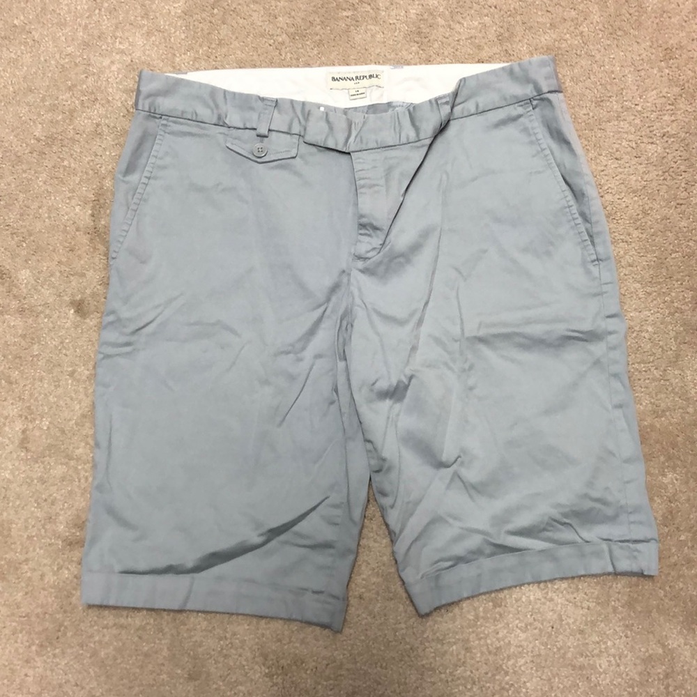 Banana Republic Women’s Bermuda Shorts Gray Size 14